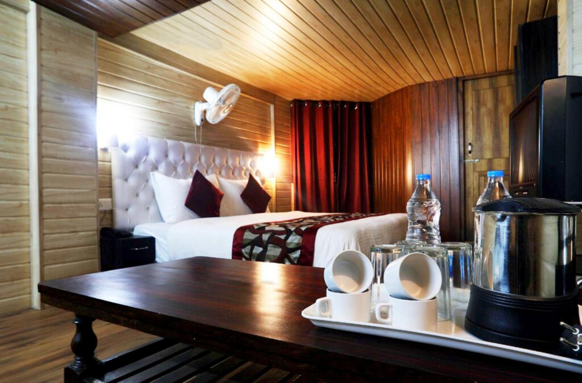 Goroomgo Moon Nainital Near Naini Lake - Parking & Lift Facilities -Hygiene And Spacious Room - Best Seller Экстерьер фото